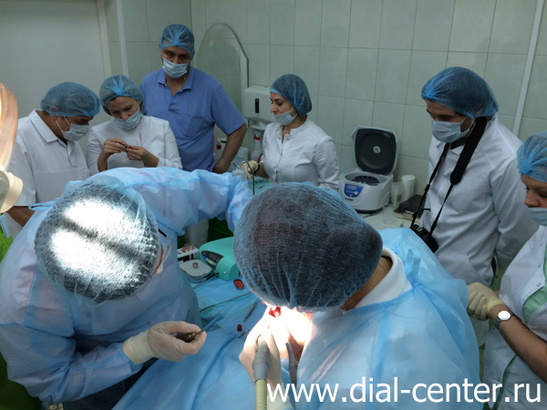 имплантация зубов в Диал-Дент, учебный курс В. Ханциса